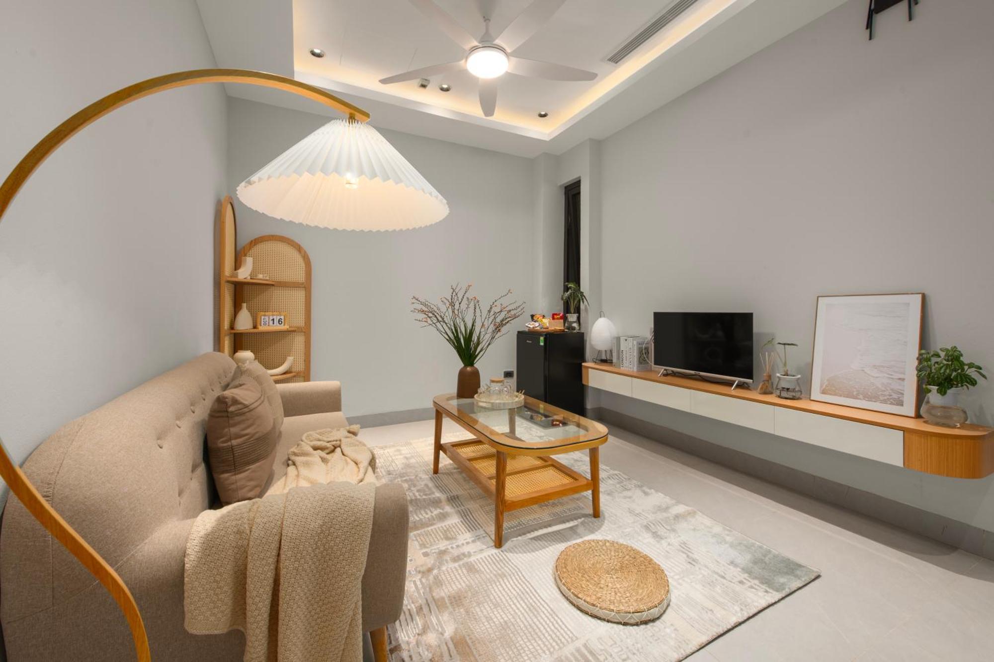 Khách sạn hẻo lánh Lane 9 *
