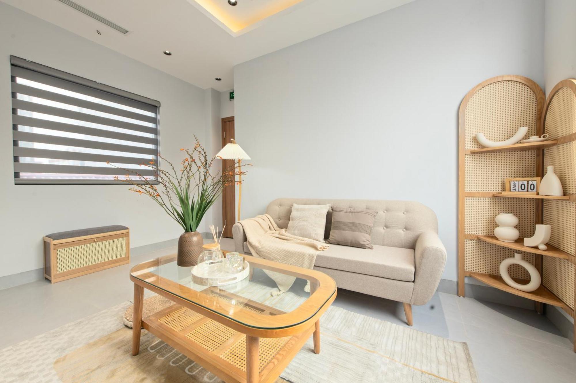 Lane 9 Khách sạn hẻo lánh