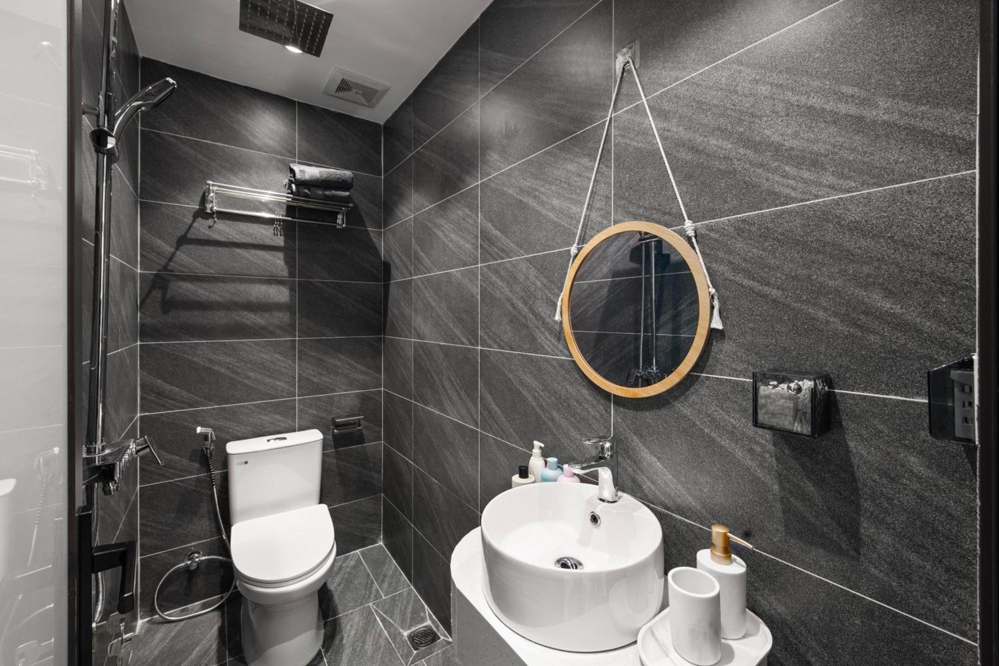 Khách sạn hẻo lánh Lane 9 Hà Nội
