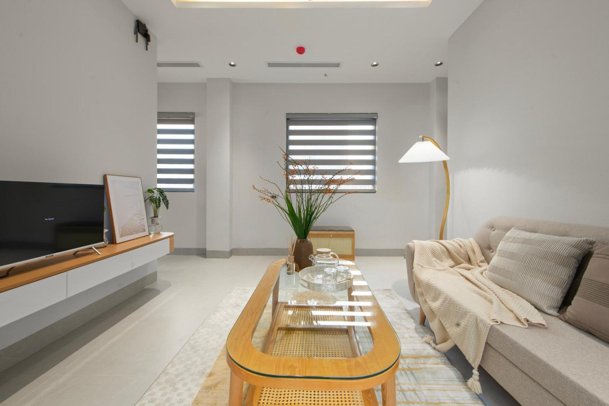 Lane 9 Khách sạn hẻo lánh *