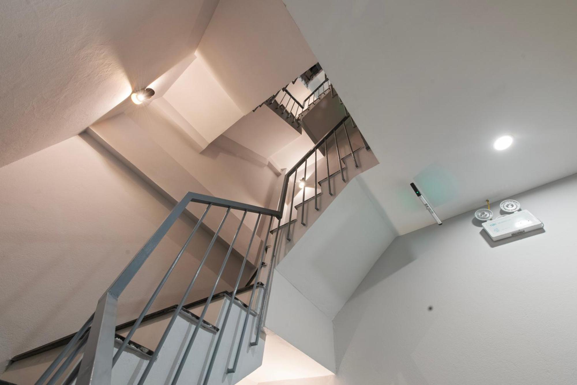 Lane 9 Khách sạn hẻo lánh Hà Nội